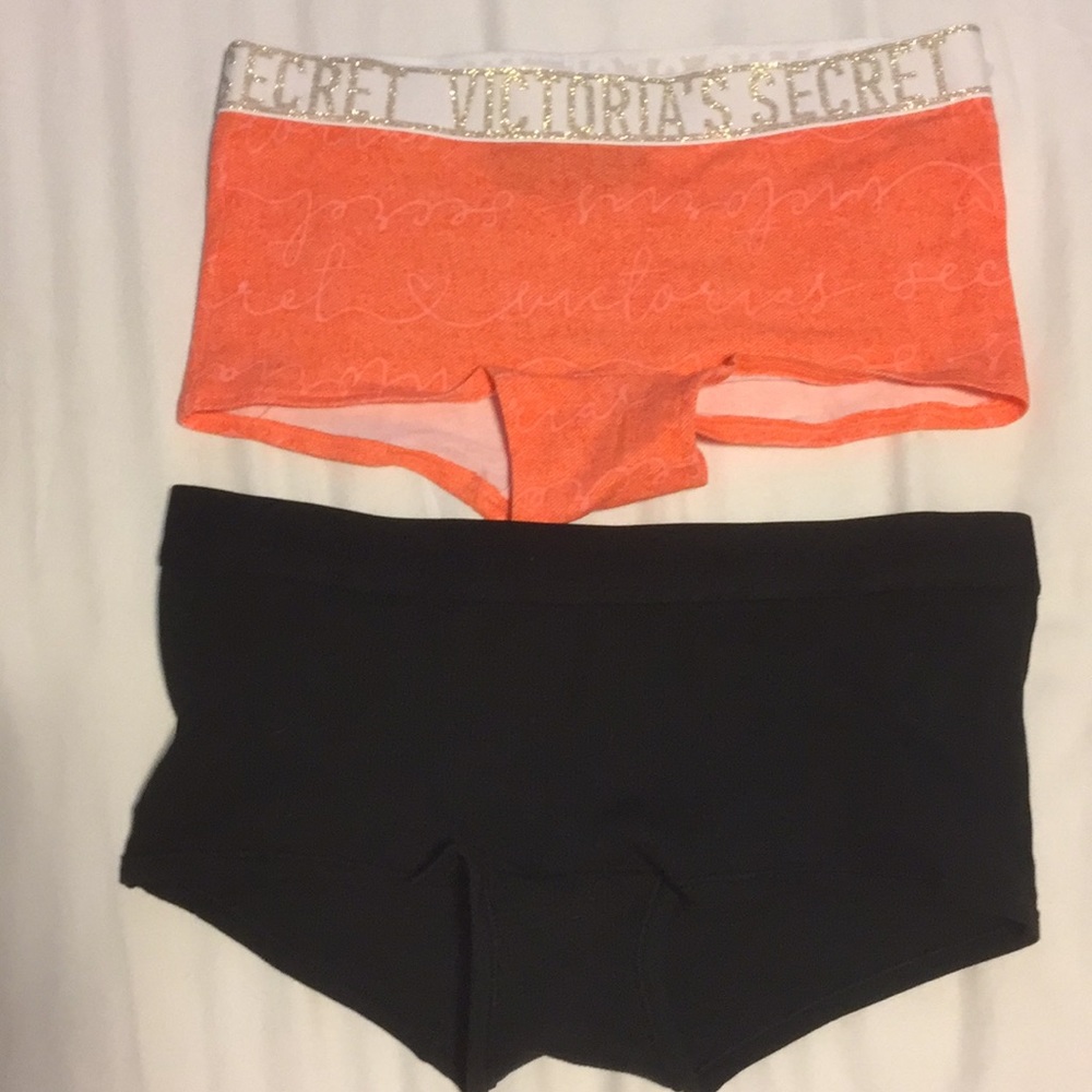 2 pairs of Victoria secret boy short underwear